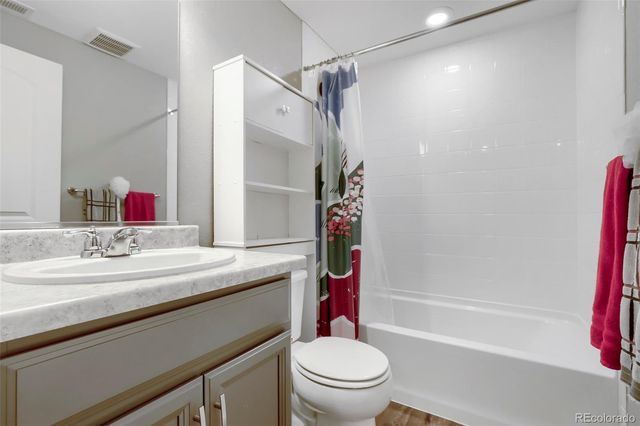 845 N Waterloo Circle, Aurora, CO 80018