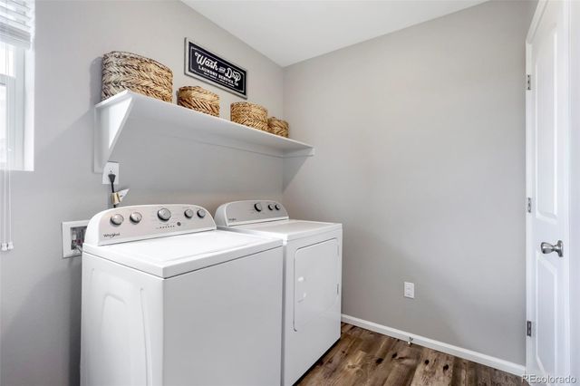 845 N Waterloo Circle, Aurora, CO 80018