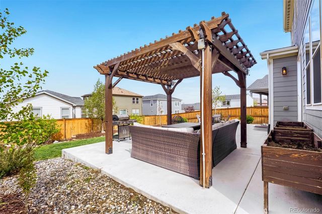 845 N Waterloo Circle, Aurora, CO 80018