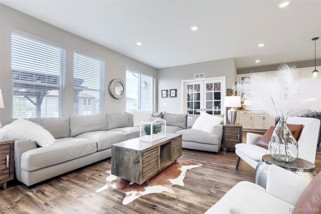 845 N Waterloo Circle, Aurora, CO 80018