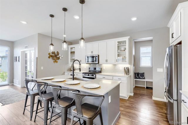 845 N Waterloo Circle, Aurora, CO 80018