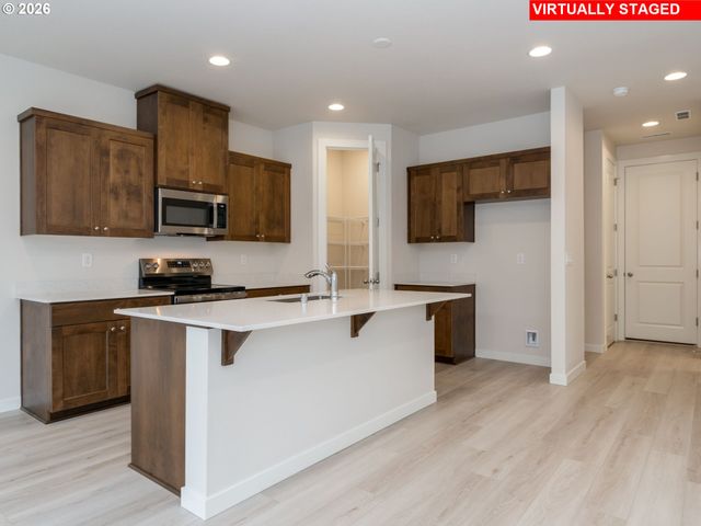 944 Nw 178TH Way, Ridgefield, WA 98642