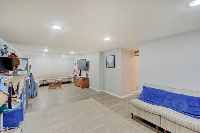 810 N Oakland Avenue, Indianapolis, IN 46201