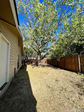 10445 COUNTRY BREEZE, San Antonio, TX 78240