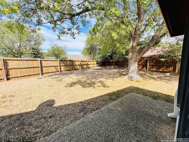 10445 COUNTRY BREEZE, San Antonio, TX 78240