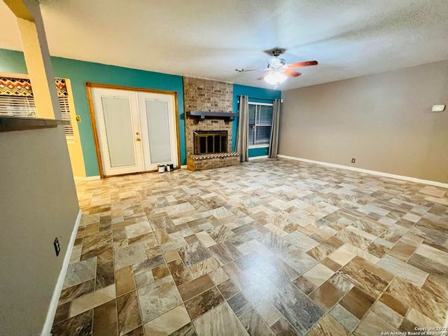 10445 COUNTRY BREEZE, San Antonio, TX 78240