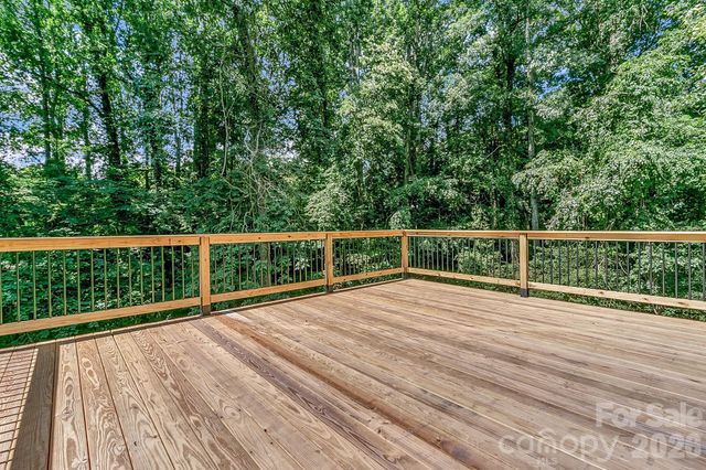 19 Green Valley Road, Asheville, NC 28806