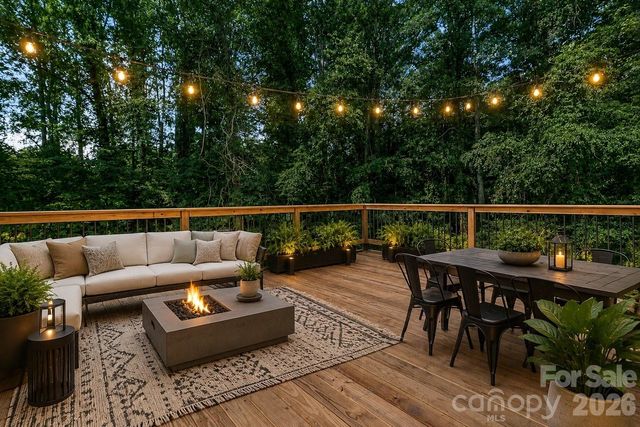 19 Green Valley Road, Asheville, NC 28806