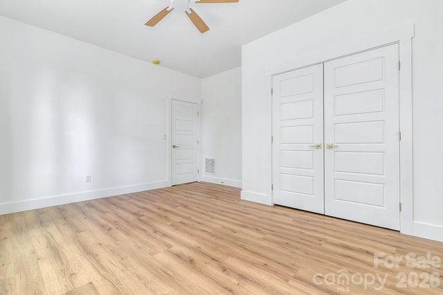 19 Green Valley Road, Asheville, NC 28806