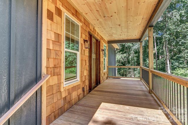 19 Green Valley Road, Asheville, NC 28806