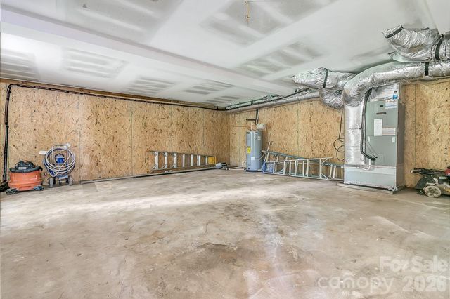 19 Green Valley Road, Asheville, NC 28806