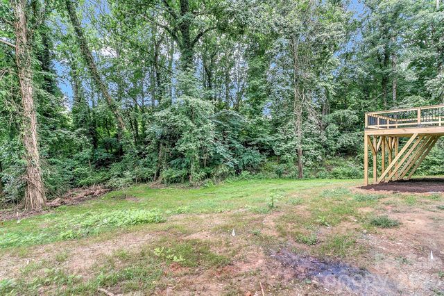 19 Green Valley Road, Asheville, NC 28806