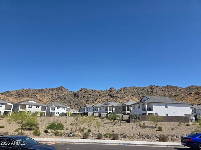 9734 S 11TH Place S, Phoenix, AZ 85042