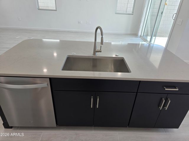 9734 S 11TH Place S, Phoenix, AZ 85042