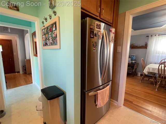 12742 Catalpa Street, Southgate, MI 48195