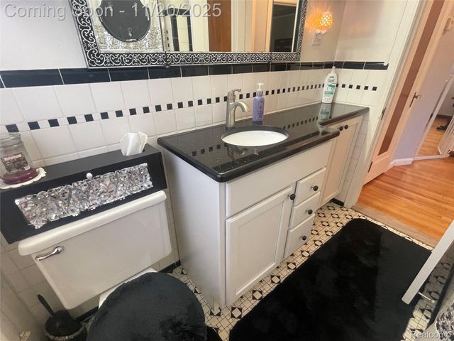 12742 Catalpa Street, Southgate, MI 48195