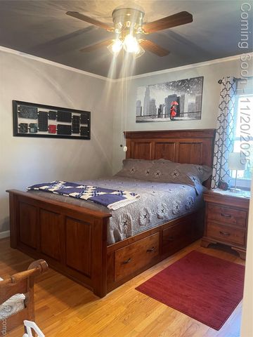 12742 Catalpa Street, Southgate, MI 48195