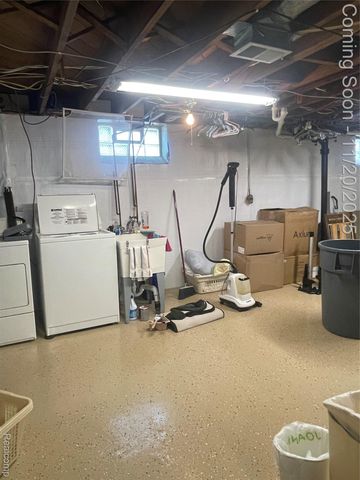 12742 Catalpa Street, Southgate, MI 48195