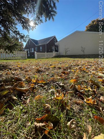 12742 Catalpa Street, Southgate, MI 48195