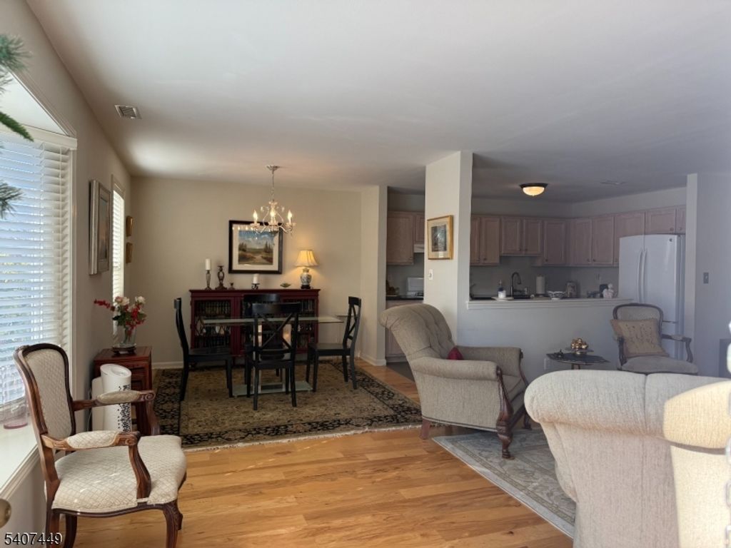 37 Chanda Ct, Clifton City, NJ 07012 — photo 2