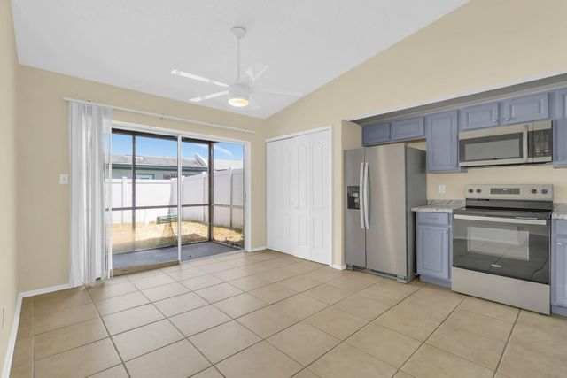 3143 STONECASTLE ROAD, Orlando, FL 32822