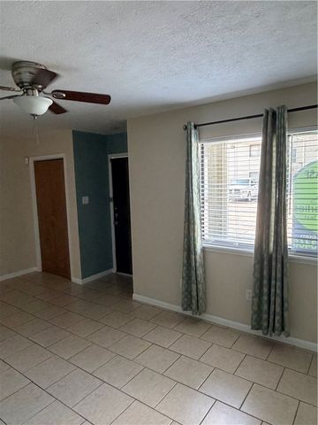 4513 Carter Creek Parkway 4, Bryan, TX 77802