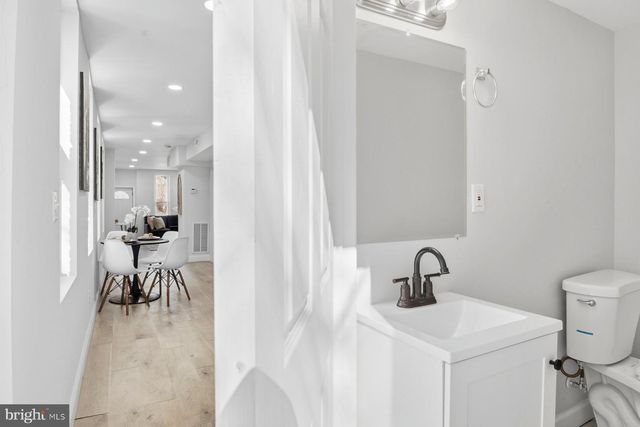 1229 W SARATOGA ST, Baltimore, MD 21223