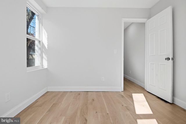 1229 W SARATOGA ST, Baltimore, MD 21223
