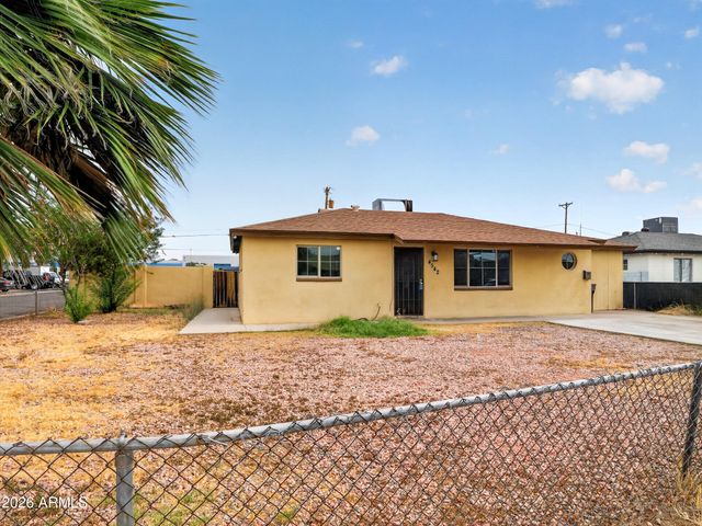 4542 W FAIRMOUNT Avenue, Phoenix, AZ 85031