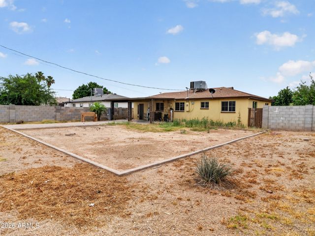 4542 W FAIRMOUNT Avenue, Phoenix, AZ 85031