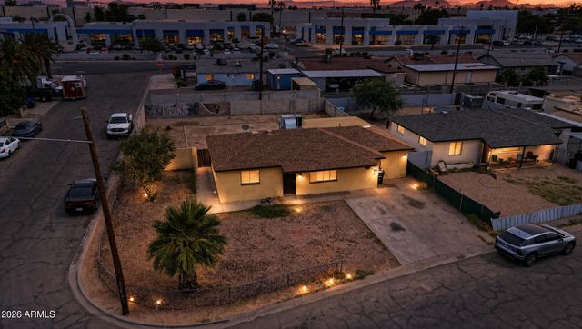 4542 W FAIRMOUNT Avenue, Phoenix, AZ 85031