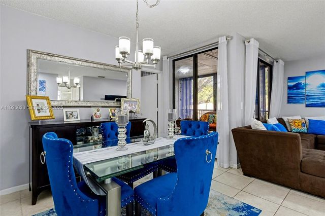4534 S Carambola Circle S 27275, Coconut Creek, FL 33066
