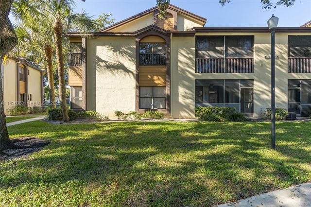 4534 S Carambola Circle S 27275, Coconut Creek, FL 33066
