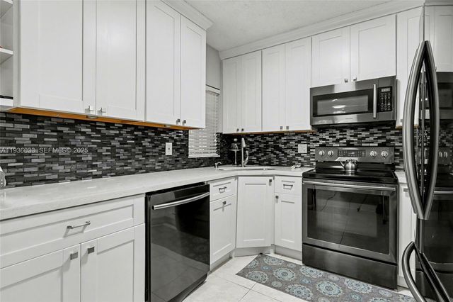 4534 S Carambola Circle S 27275, Coconut Creek, FL 33066
