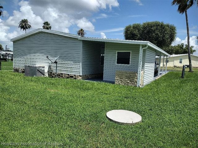 401 Day Liliy Street, Sebring, FL 33876