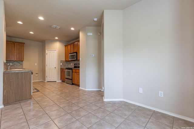 906 ASHBURY BLF, San Antonio, TX 78245