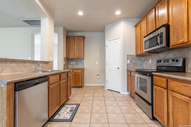 906 ASHBURY BLF, San Antonio, TX 78245