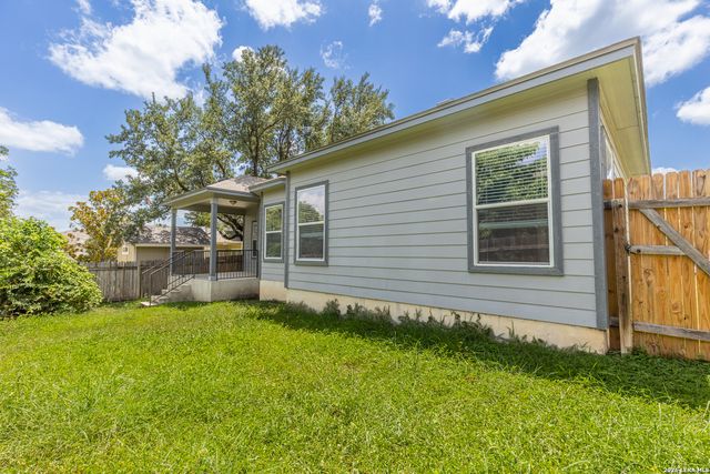 906 ASHBURY BLF, San Antonio, TX 78245
