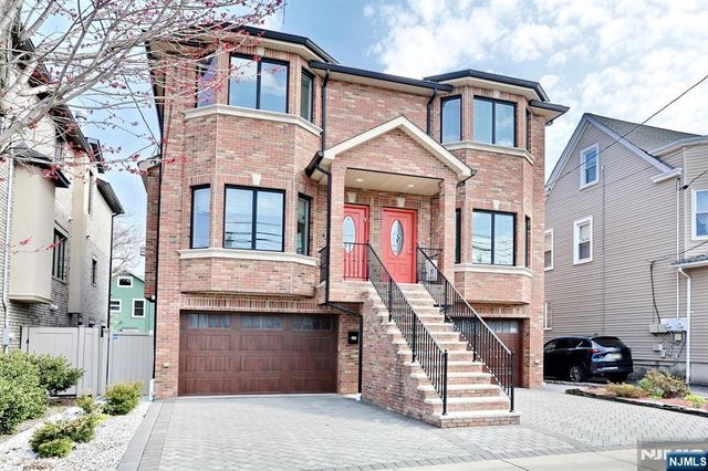 223 Grant Avenue, Cliffside Park, NJ 07010