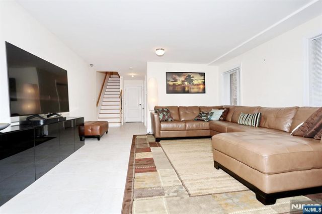 223 Grant Avenue, Cliffside Park, NJ 07010