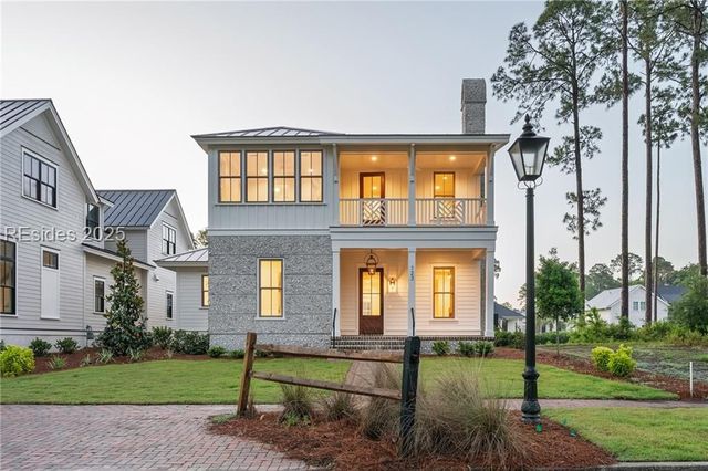 123 Hunting Lodge Rd, Bluffton, SC 29910