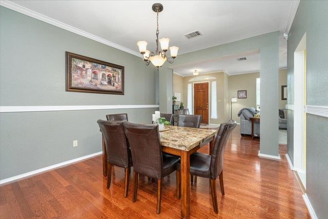 202 Meadow Woods DR, Kyle, TX 78640