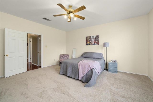 202 Meadow Woods DR, Kyle, TX 78640