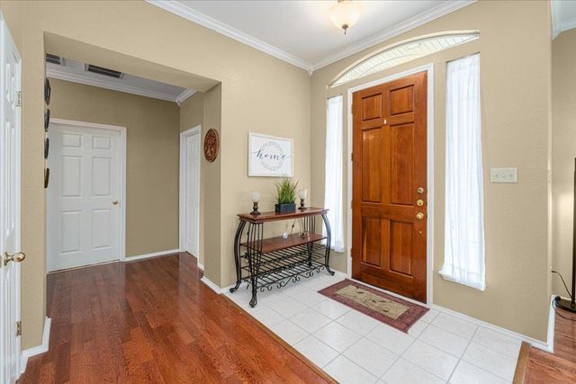 202 Meadow Woods DR, Kyle, TX 78640