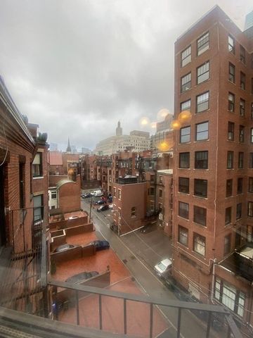 144 Commonwealth Ave 8, Boston, MA 02116