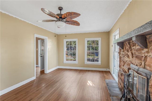 1207 East 27th Street, Bryan, TX 77803