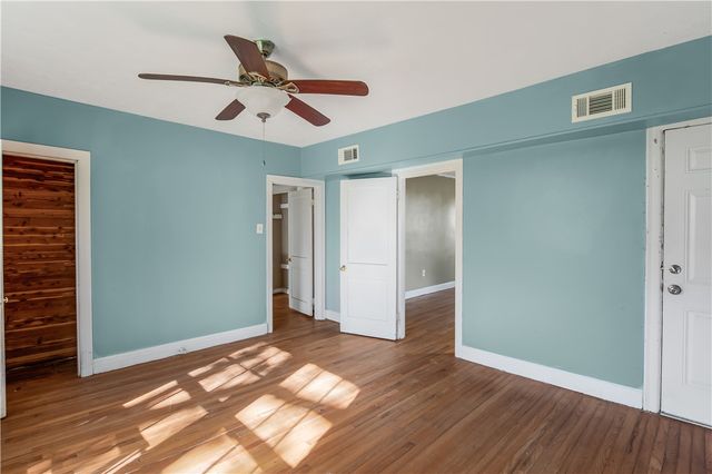 1207 East 27th Street, Bryan, TX 77803