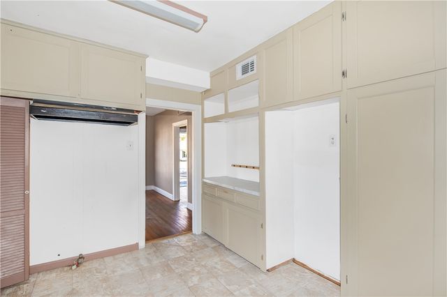 1207 East 27th Street, Bryan, TX 77803