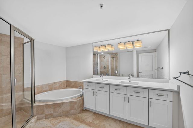 403 S Sapodilla Avenue 409, West Palm Beach, FL 33401