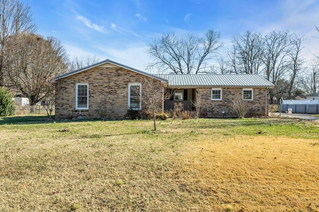 709 General Palmer Dr, Smyrna, TN 37167